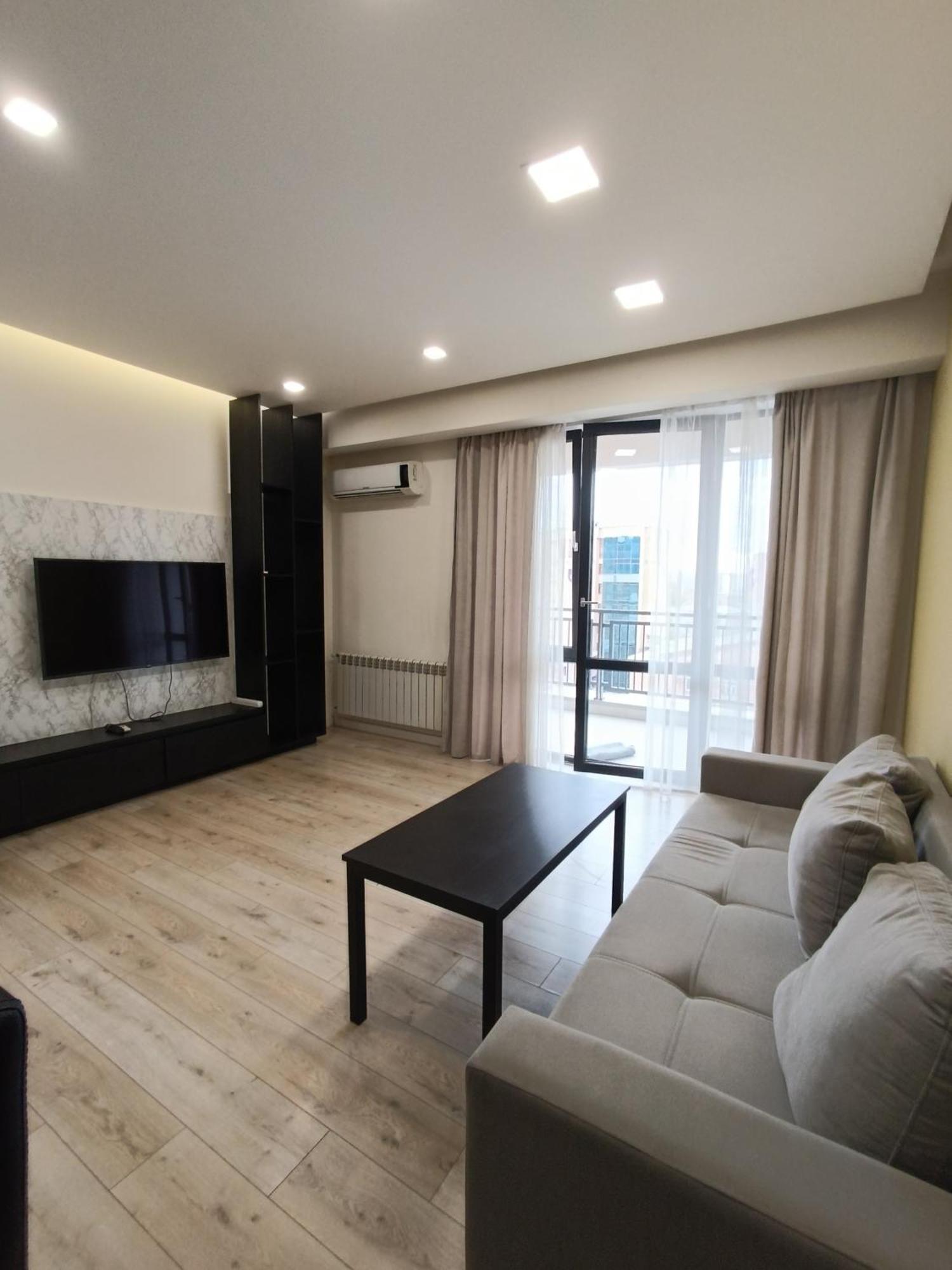 Rent Inn Yerevan On Koghbaci Street Zewnętrze zdjęcie
